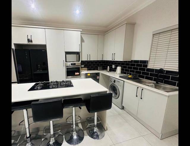 2 BEDROOM PROPERTY TO RENT IN BRYANSTON